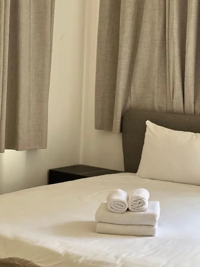 The Lion Hotel 하이파